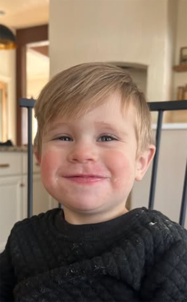 Influencer Lindsay Dewey's Infant Son Dies in Mirror Accident